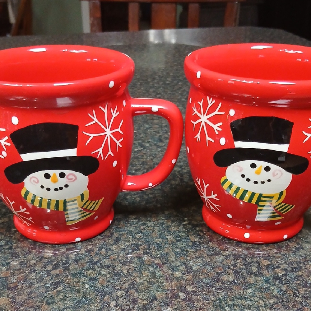 Enjoy Your Hot Cocoa Or Tea In These Beautiful Red Mugs Adorned With Snowmen